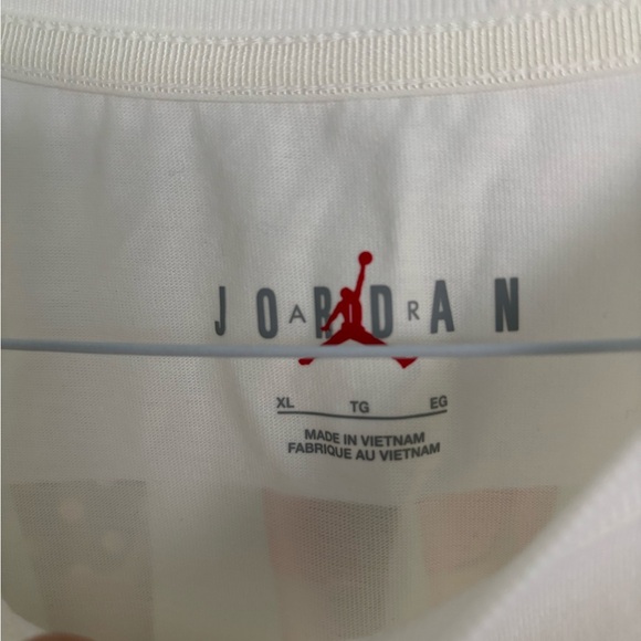 Jordan White T-Shirt NWOT - Picture 2 of 5